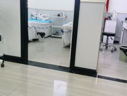 -蕾特恩专业祛痘·皮肤管理