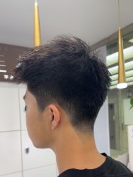 -镁连社·美联社
