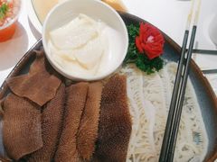 -左庭右院鲜牛肉火锅(新梅广场店)