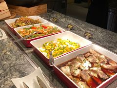 自助取餐区-金海湾自助餐厅(金陵饭店)