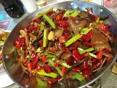 -独一佳老胡湘菜馆(矿山路店)