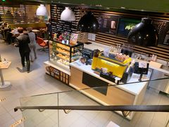 面包甜点陈列柜-麦当劳(西单明珠店)