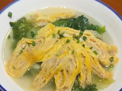 -亮欢寨酸汤鱼(沙冲路店)