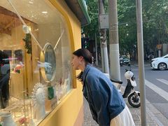 -LADY FAFA(巨鹿路陕西南路路口店)