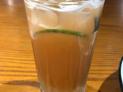 桃桃茶果乐-魏斯理汉堡(西安沣东吾悦店)