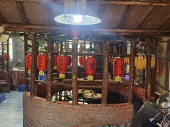 -鱼窝棚柴火铁锅炖(富山屯店)