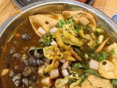 -柳州肥姨妈大骨螺蛳粉(江宁万达店)
