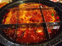-疯狂的筷子老灶九宫格火锅