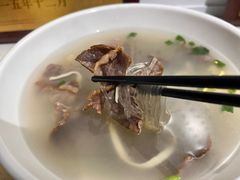 -忆秦园小笼包(惠山古镇总店)