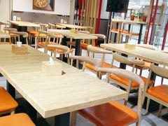 大堂-极有家小鱼小鸡石锅煲(佳兆业店)