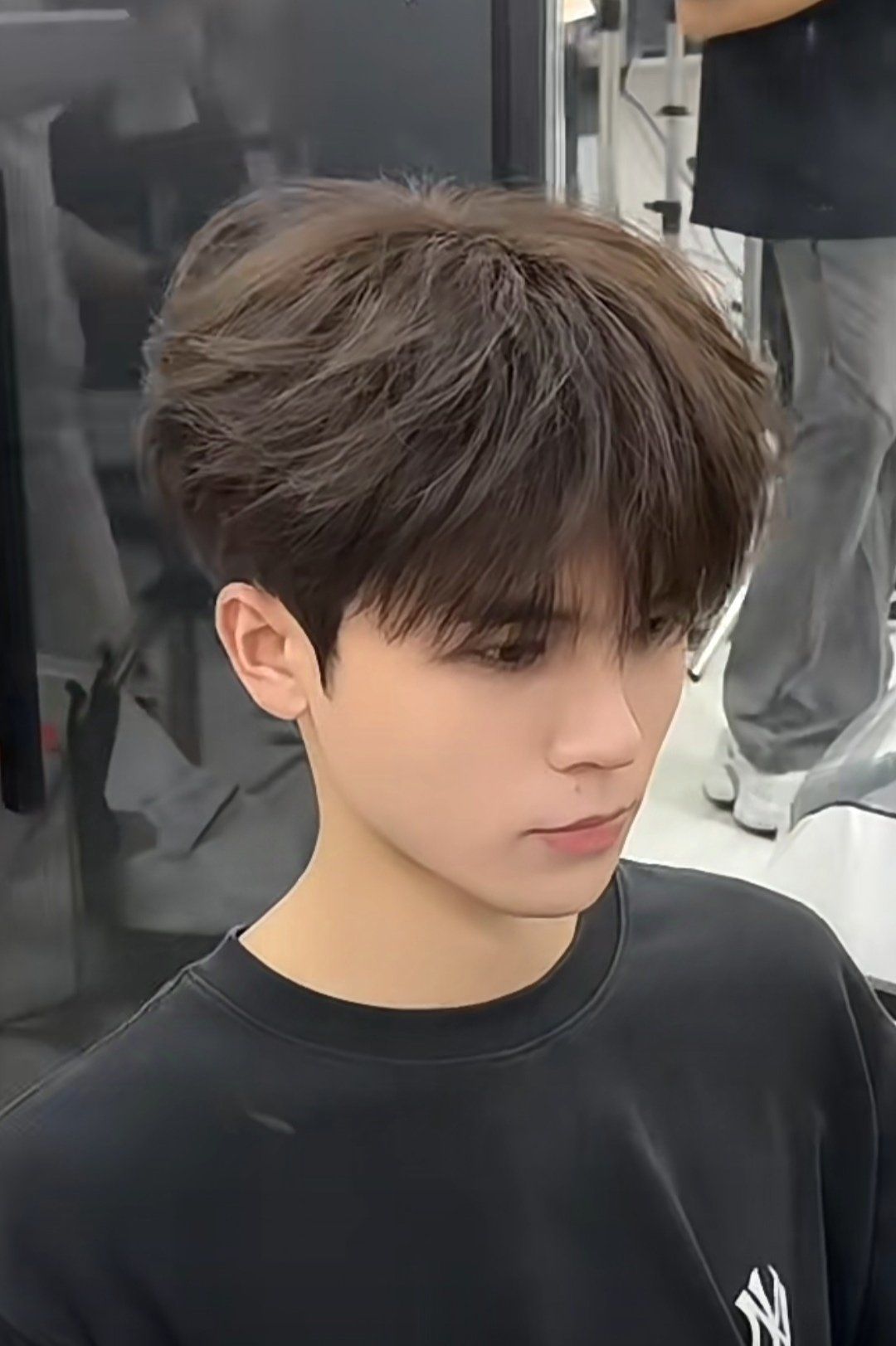 男生简洁发型