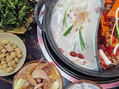 -赵美丽·重庆社区火锅·直营店(火车东站·中豪国际店)