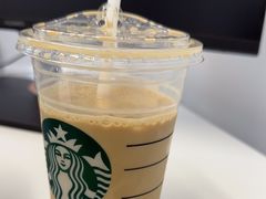 -星巴克臻选(上海虹桥新天地三店)