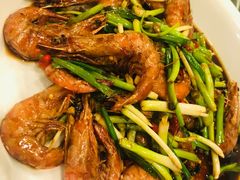 油爆基围虾-茶叁酒肆·楚味江湖(菱角湖店)