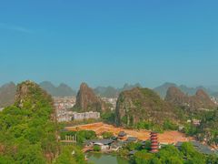 -叠彩山景区