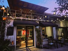 -喜洲吧·江畔老船厂·庭院餐厅(喜临院店)