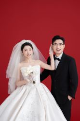 -雪中彩影婚纱摄影·微光艺术中心