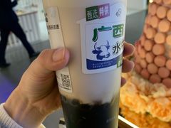 -喜茶(深圳万象城黑金店)