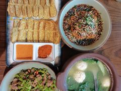 -七步香云南山里菜(昆明老街店)