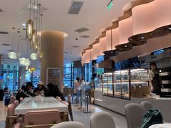 大堂-奈雪的茶(青岛卓悦里INTOWN店)
