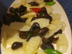 -鸽子侯·家宴·平价海鲜(绿地店)