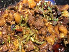 -山河屯铁锅炖(哈西站店)