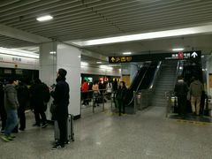 -常熟路(地铁站)