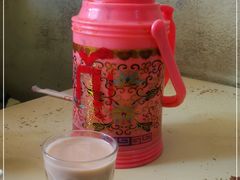 -老光明岗琼甜茶馆