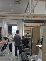 -苑苑发型设计