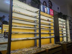 -优医视平价眼镜蔡司依视路折扣工厂店(十里堡店)
