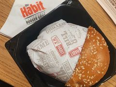 -The Habit Burger Grill 哈比特汉堡(复兴soho店)