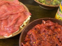 -黄潇洒老火锅(九眼桥宏济巷店)