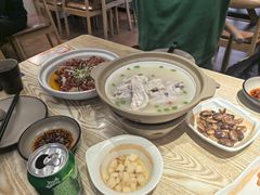 -叁煨蹄花·下饭盐帮菜(人民广场店)