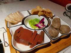 四宝-京韵胡同·酱香羊蝎子火锅涮肉(长寿路店)