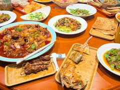 -乡村馕坑肉·烧烤·新疆菜·本地人更爱吃(阿勒泰首店)