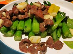 鸽肾炒菜心-羽鸽集·乳鸽专门店·地道顺德菜(岭南站店)