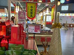 -平望服务区·停车场