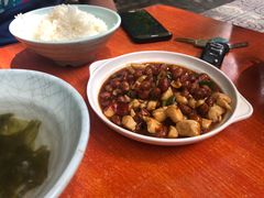 宫爆鸡丁盖浇饭-五村饭店