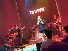 -TZ House音乐现场(来福士中心店)