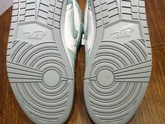 -吾净球鞋奢侈品洗护修复中心(汉街SKP店)