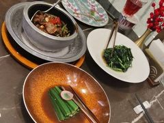 -海派悦庭·海胆烧麦·新融合菜(凯德广场店)