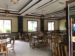 大堂-周老三跷脚牛肉·全牛火锅(非遗传承店)