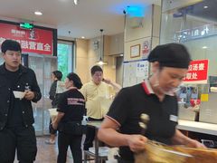 -南城香·饭香串香馄饨香(红军营店)