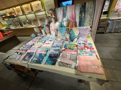 -猫的天空之城概念书店(苏州诚品店)