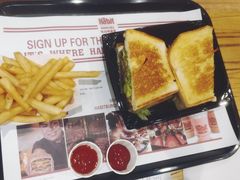 -The Habit Burger Grill 哈比特汉堡(爱琴海店)