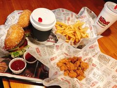 -The Habit Burger Grill 哈比特汉堡(复兴soho店)