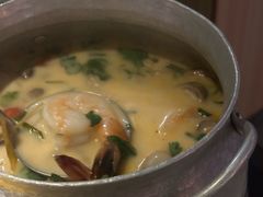 -大头虾越式风味餐厅(光明广场店)