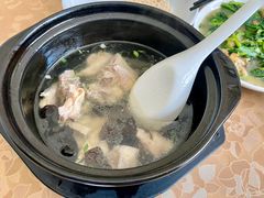 -山里人家土菜馆(茅山店)