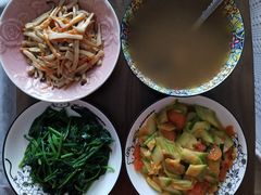 -天鹅到家·保姆月嫂育儿嫂(总店)