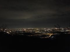 -鬼笑石后山停车场